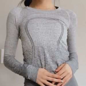 Lululemon Swiftly Tech longsleeve